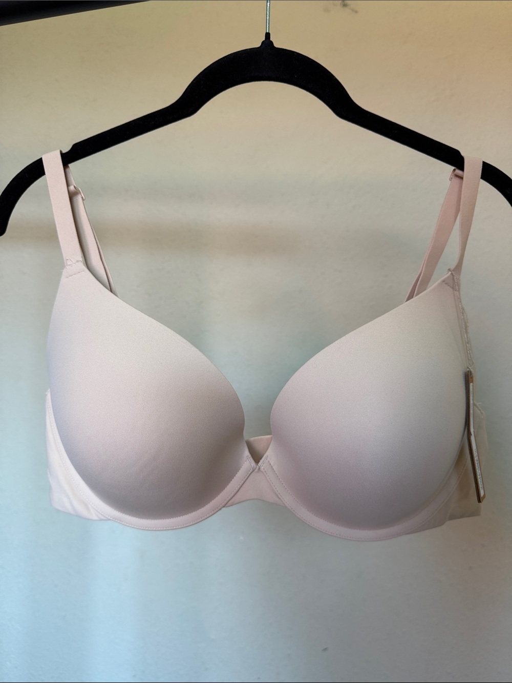 SKIMS Fits‎ Everybody Push-Up Bra 38D  NWT Sand